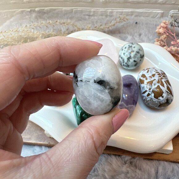 Set of 8 Crystal Tumbles - Picture 6 of 9